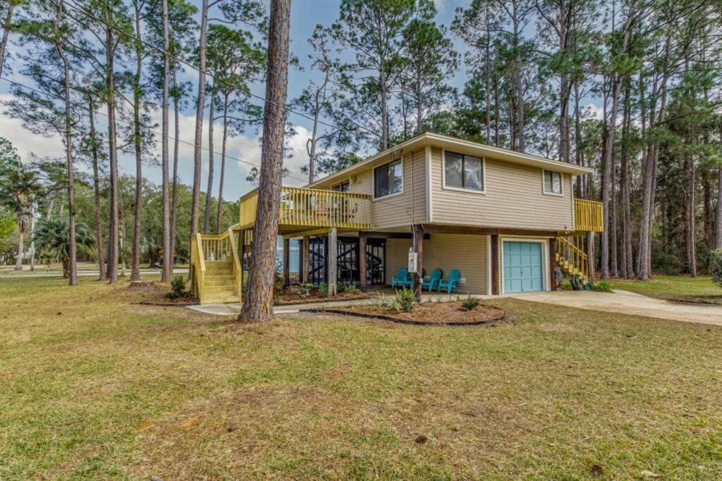 Woodsy Retreat, Steps To Bay - Hot Tub! Gulf Breeze Exterior foto